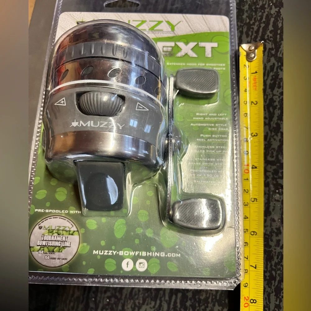 Muzzy Bowfishing EXT Reel with Tournament Bowfishing Line - Picture 2 of 8